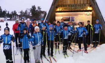 Tuiskun ja lukion Hiihtolinjan nuorukaiset