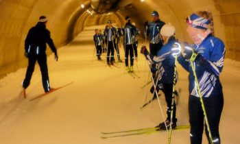 Kuvia hiihtoputkesta ja pallokentältä